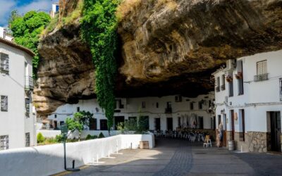SETENIL DE LAS BODEGAS, EL PUEBLO MÁS BONITO DE LA SERRANÍA GADITANA