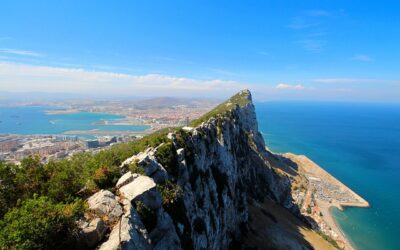 GIBRALTAR CON BELLEZAS DE CÁDIZ EN CARNAVAL