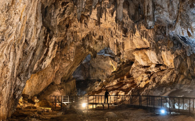 CUEVA DE LA CULLALVERA, LA BELLEZA DE LAS ENTRAÑAS DE LA TIERRA