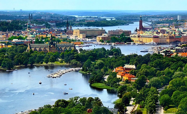 La ciudad de Estocolmo, capital de Suecia, es una de las ciudades más bonitas y cuidadas de Europa, enamora a primera vista