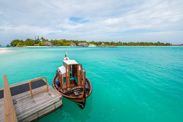 Las Islas Maldivas son conocidas mundialmente por sus paradisiacas playas de arena blanca