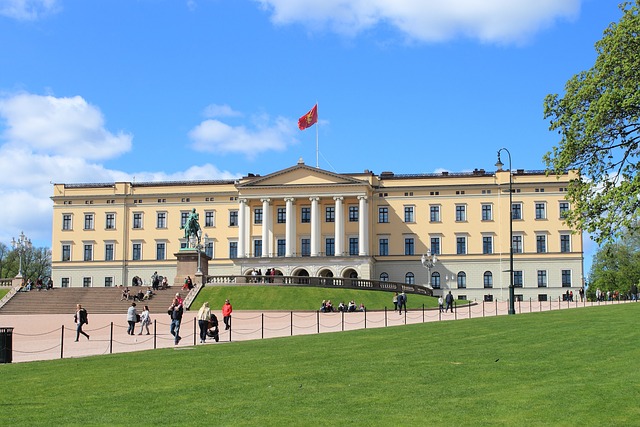 Oslo, capital de Noruega, es una ciudad moderna