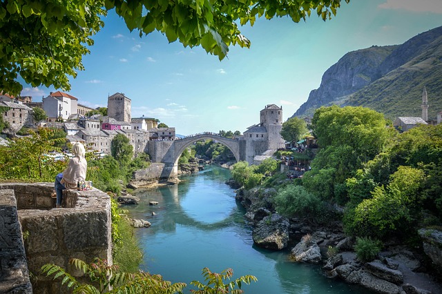 Situada en el corazón de Bosnia-Herzegovina, Mostar es una ciudad que cautiva a todos los que la visitan