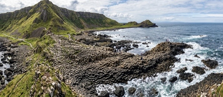 La Calzada del Gigante está formada por más de 40.000 columnas de basalto