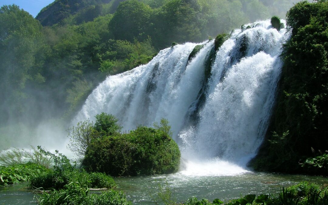 SPOLETO Y LA CASCATA DELLE MARMORE, NATURALEZA Y BELLEZA ITALIANA