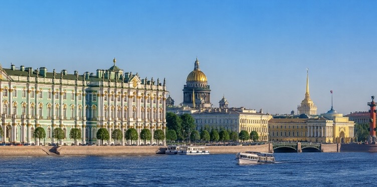San Petersburgo es una de las ciudades más monumentales y fascinantes de Europa.